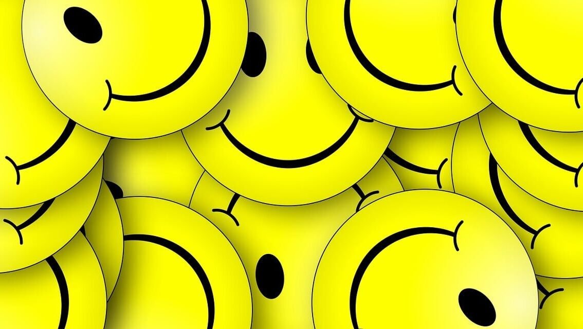 smile, emoticons, emotion, expression, icon, face, fun, happy, happy faces, yellow happy, yellow smile, yellow happiness, yellow fun